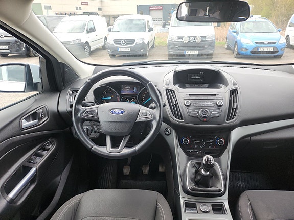 Ford Kuga 4 of 14