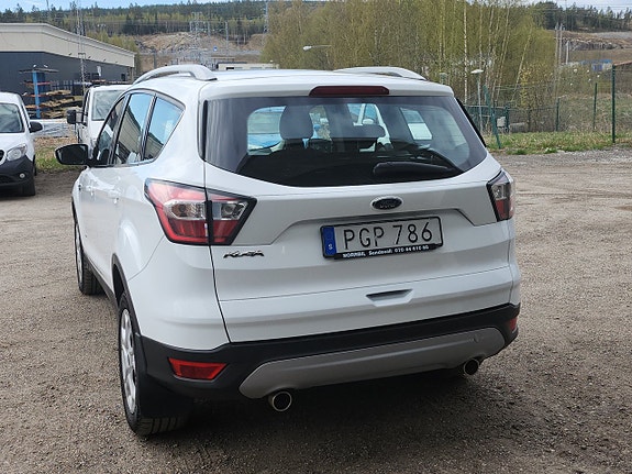 Ford Kuga 11 of 14