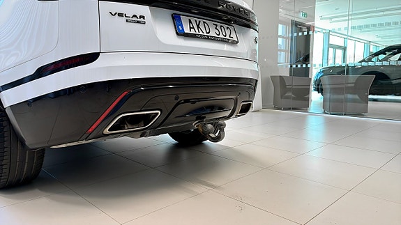 Land Rover Range Rover Velar 14 of 16
