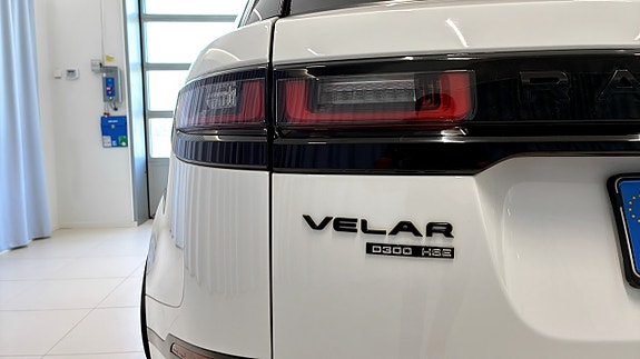 Land Rover Range Rover Velar 15 of 16