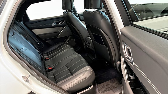 Land Rover Range Rover Velar 5 of 16