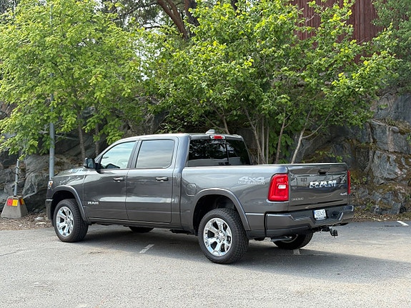 Dodge RAM 1500 5 of 5