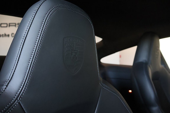 Porsche 911 GT3 24 of 29