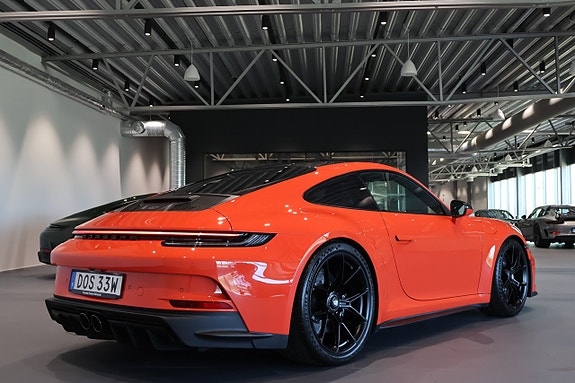 Porsche 911 GT3 5 of 5
