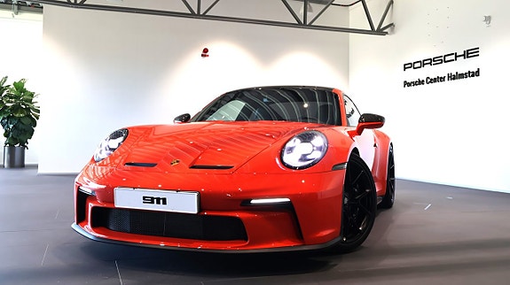 Porsche 911 GT3 2 of 5