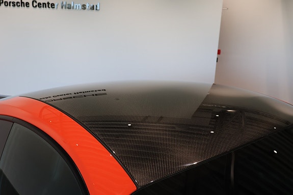 Porsche 911 GT3 15 of 29