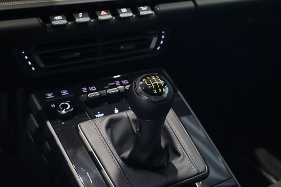 Porsche 911 GT3 25 of 29