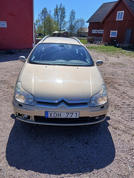 Citroen C5 4 of 5