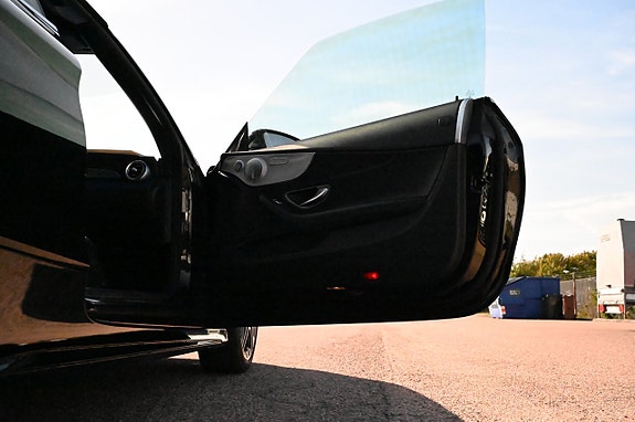 Mercedes-Benz C200 7 of 14
