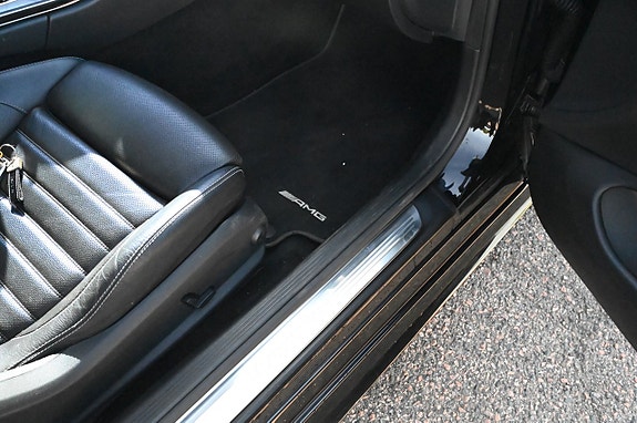 Mercedes-Benz C200 8 of 14
