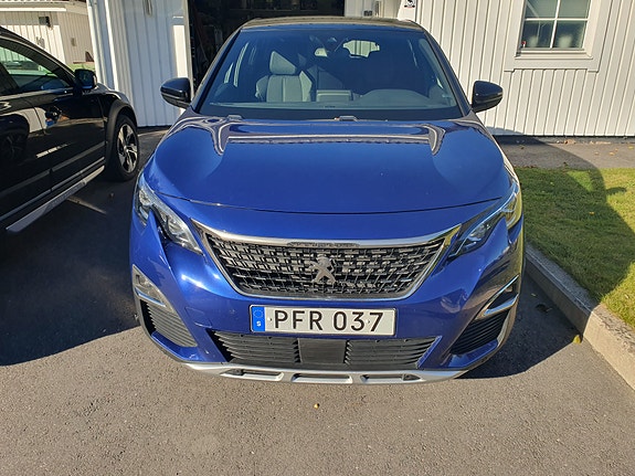 Peugeot 3008 3 of 5