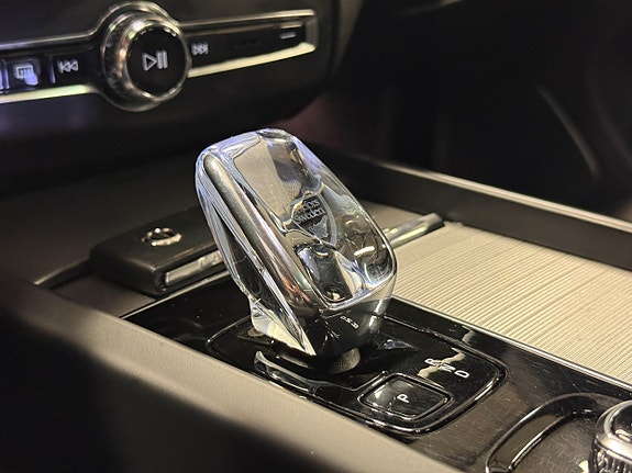 Volvo XC60 15 of 26