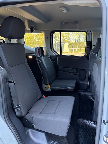 Ford Courier Tourneo 18 of 28
