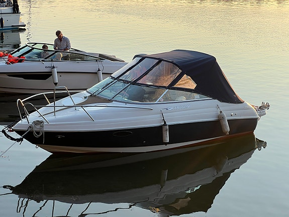 Höstfynd! Fin, rymlig daycruiser med stor badbrygga - Triton 225 DC –  Diesel 5 of 8