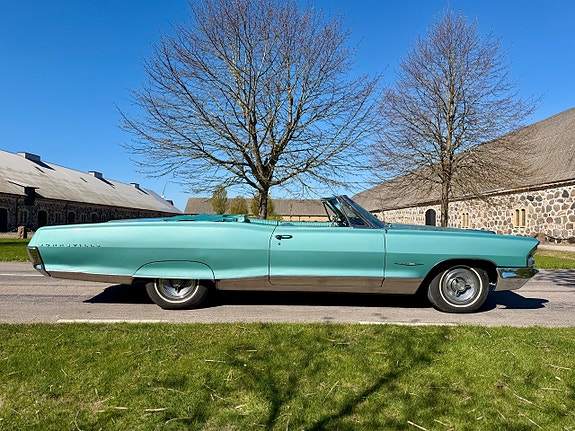 Pontiac Bonneville 5 of 23