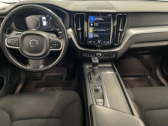 Volvo XC60 12 of 19