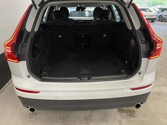 Volvo XC60 8 of 19