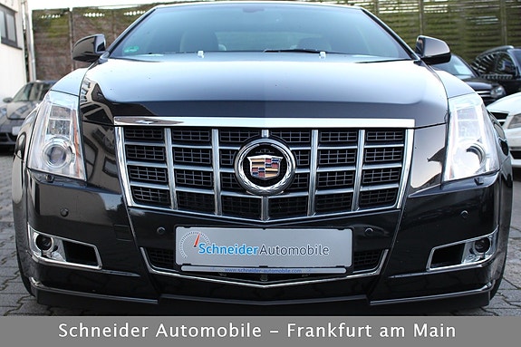 Cadillac CTS 2 of 9