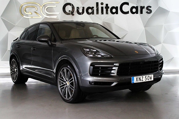 Porsche Cayenne 2 of 5