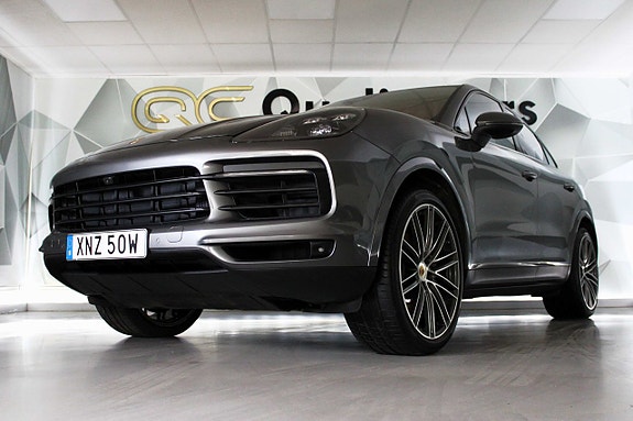 Porsche Cayenne 5 of 5