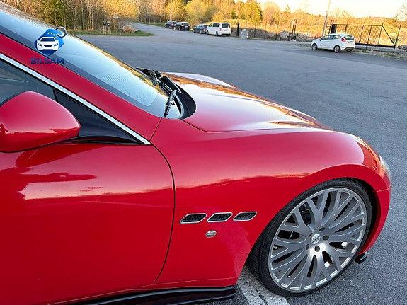 Maserati GranTurismo 3 of 5