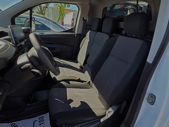 Peugeot Partner 13 of 13