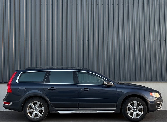 Volvo XC70 9 of 21
