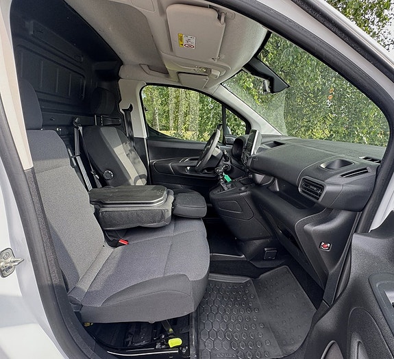 Opel Combo 12 of 21