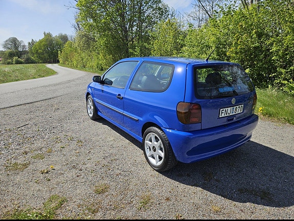 Volkswagen Polo 3 of 5