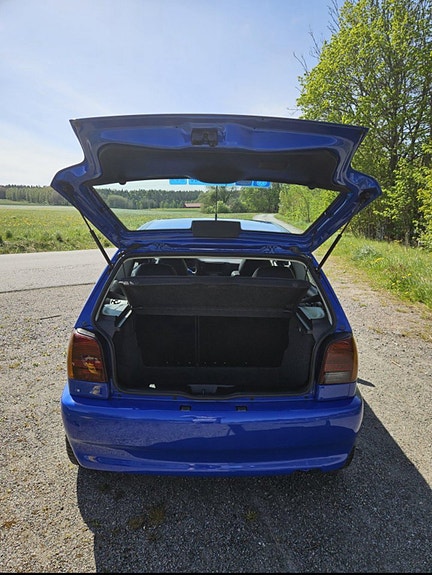 Volkswagen Polo 10 of 14