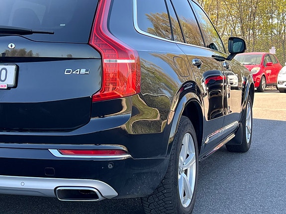 Volvo XC90 28 of 30
