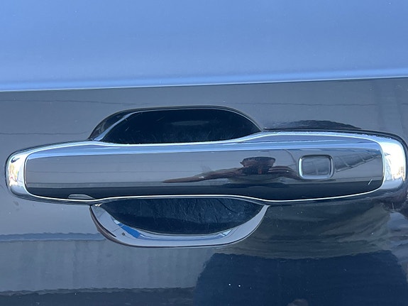 Volvo XC90 18 of 30