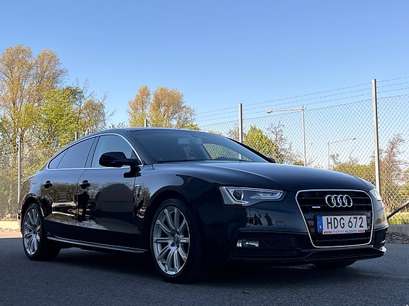 Audi A5 2 of 22