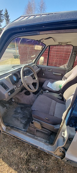 Isuzu Trooper 3 of 5