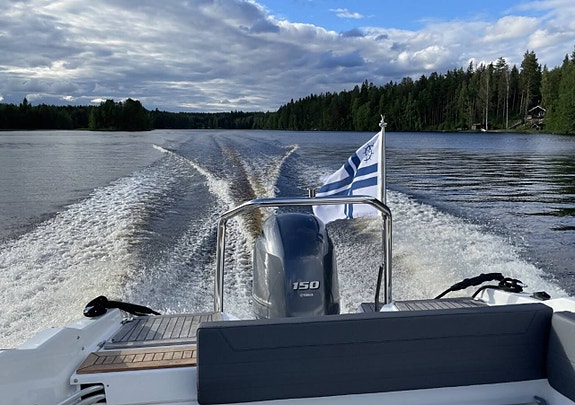 Yamarin 63DC Premium Ed. / Yamaha 150 / 2021 / 3 113 kr/mån 3 of 3