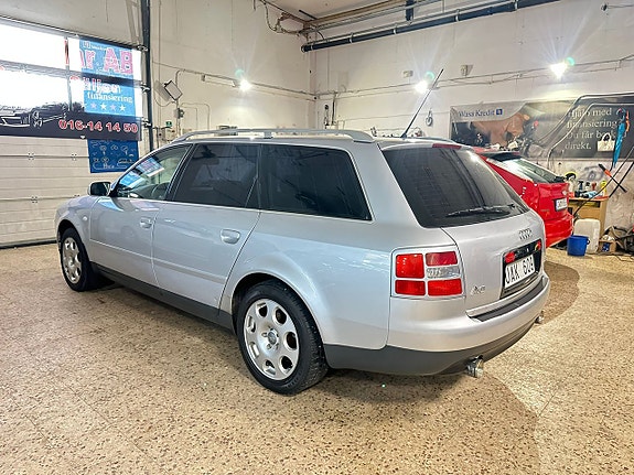Audi A6 4 of 5