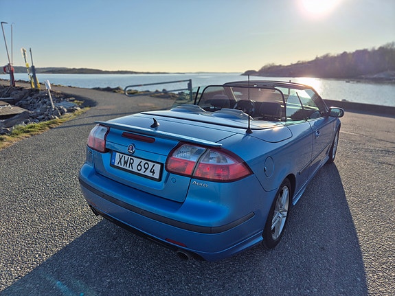 Saab 9-3 2 of 5