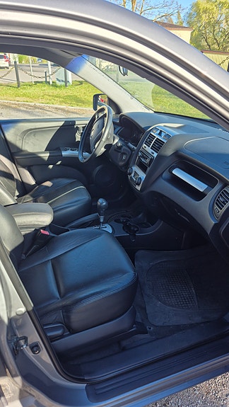 Kia Sportage 11 of 15