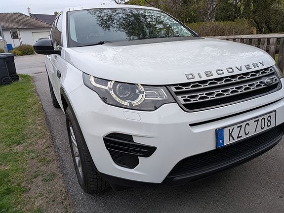 Land Rover Discovery Sport 4 of 4