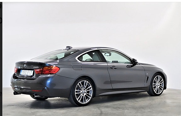 BMW 440i 7 of 14