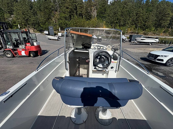 Finnmaster 6500 wa cruiser - Volvo penta d3-160 8 of 11