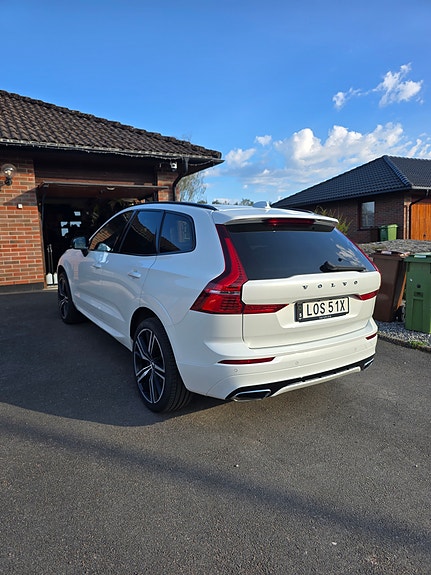 Volvo XC60 3 of 5