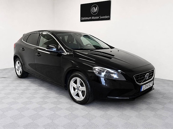 Volvo V40 5 of 5