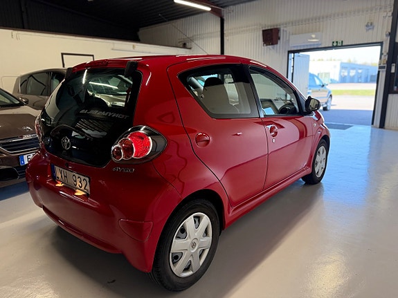 Toyota Aygo 6 of 13