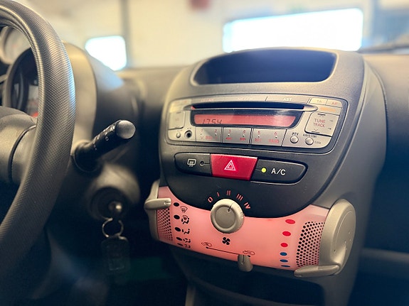 Toyota Aygo 12 of 13