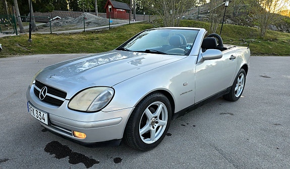 Mercedes-Benz SLK230