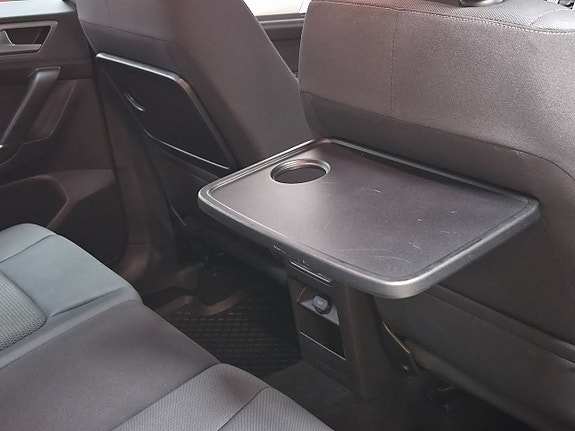 Volkswagen Golf Sportsvan 19 of 23