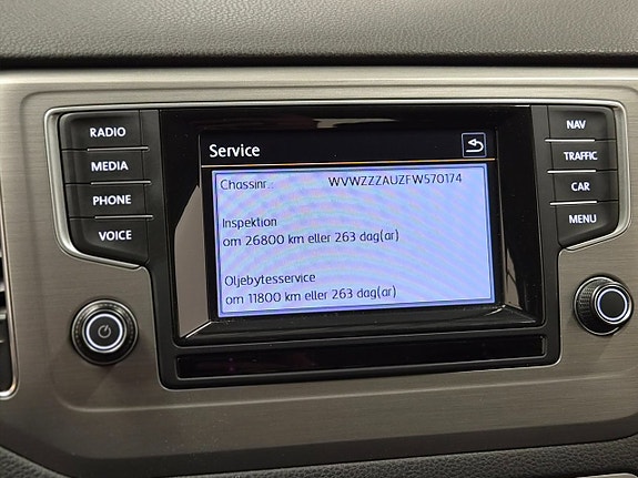 Volkswagen Golf Sportsvan 14 of 23
