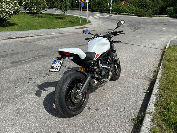 Ducati Monster 797 + A2 / 35kw 2 of 3