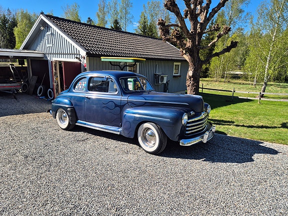 Ford V8 3 of 5